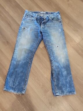 Buckle Jake Men's Light Blue Distressed Bootcut Jeans